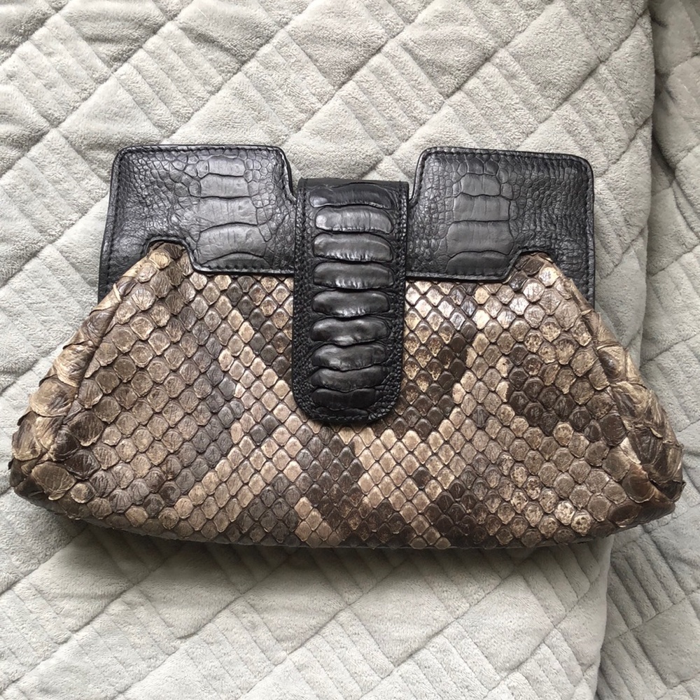 Gabriel & Martel Authentic crocodile leather crutch